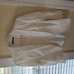 White 3/4 sleeve jacket